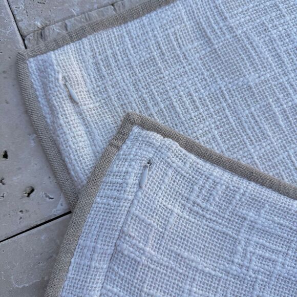 Set of 2 Pottery Barn Basket Weave Pillow Covers 20”x20” Ivory Tan Trim Cotton - Picture 5 of 5